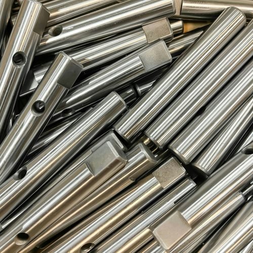 batch of machined steel shafts, CNC bar turning of parts, precision spare parts, grinding spindles